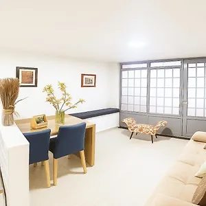 Loft Cerca A Laureles, Wifi, Cerca Metro Y Guarda Equipaje Gratis!! Apartamento